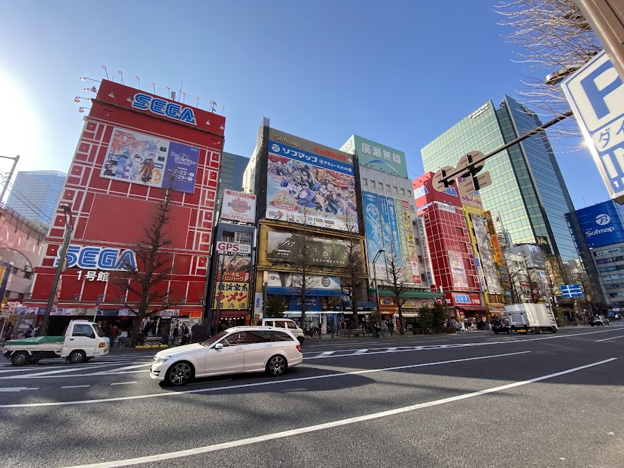 AmiAmi Akihabara