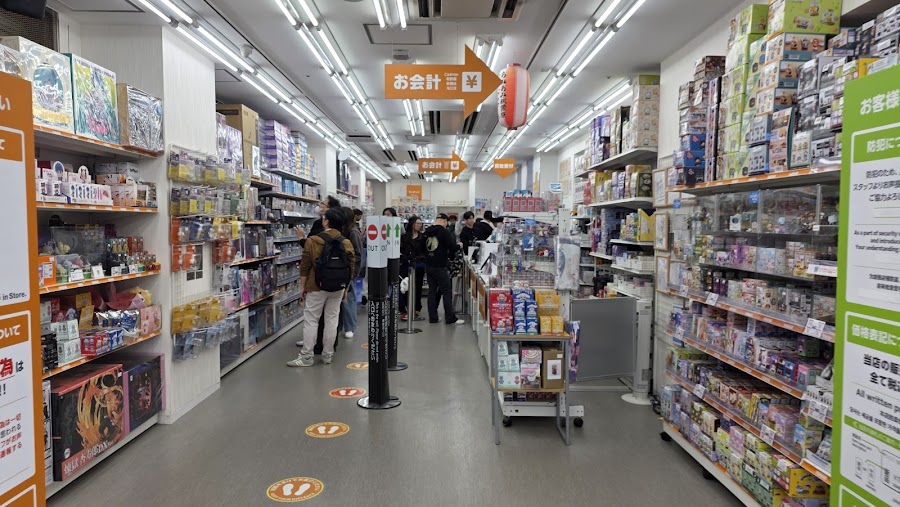 AmiAmi Akihabara