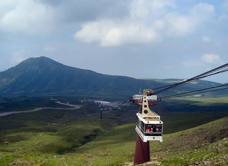 Asozan Ropeway (When Operating)