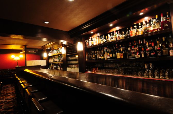 Bar High Five