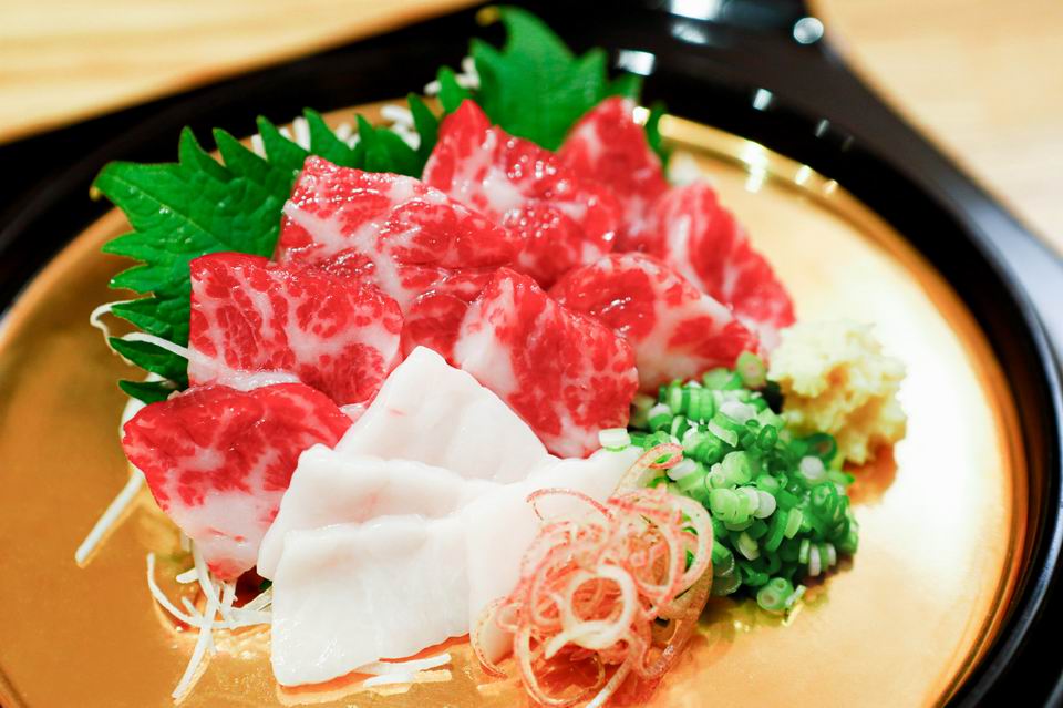 Basashi (Horse Meat Sashimi)