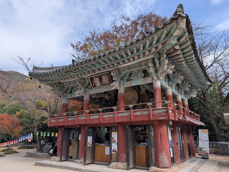 Beomeosa Temple