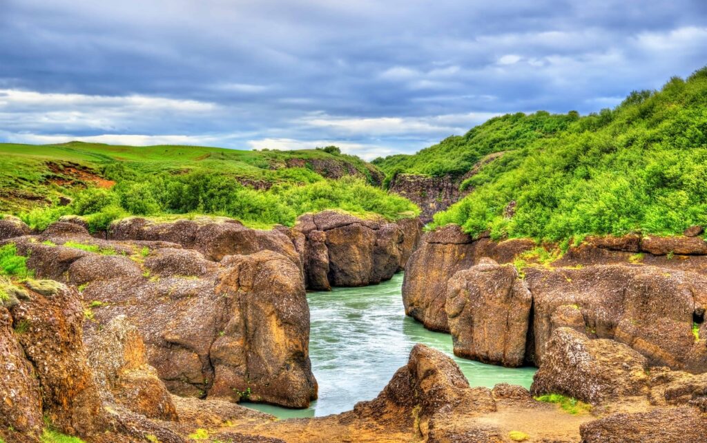 Bruarhlod Canyon