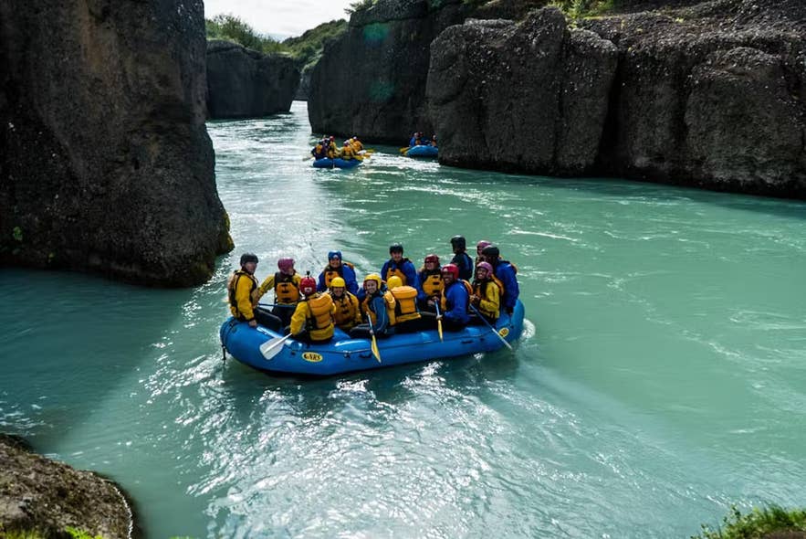 Bruarhlod Canyon