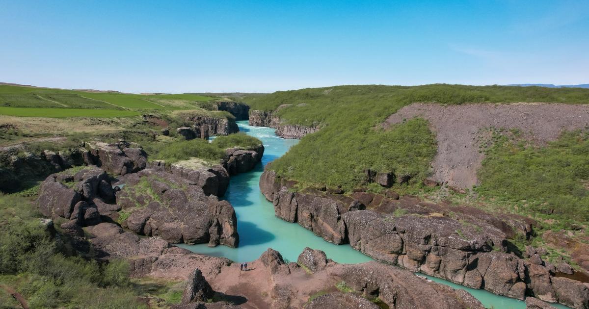 Bruarhlod Canyon