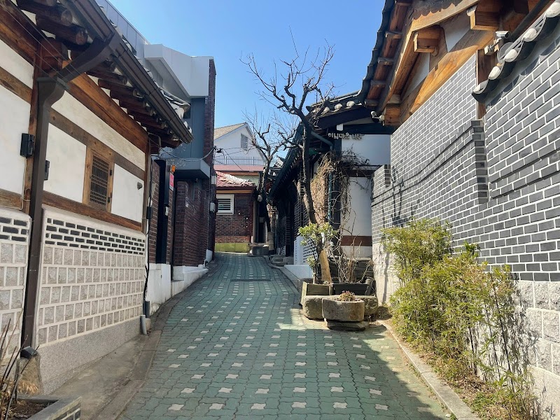 Bukchon Hanok Village