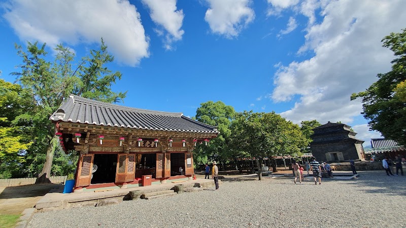 Bunhwangsa Temple