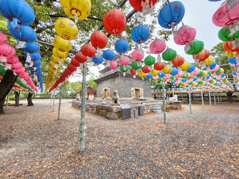Bunhwangsa Temple