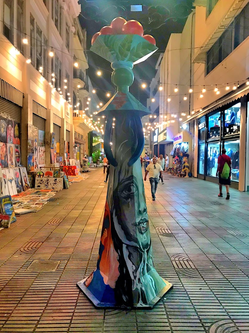 Calle El Conde Shopping
