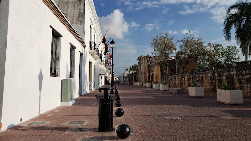 Calle Las Damas