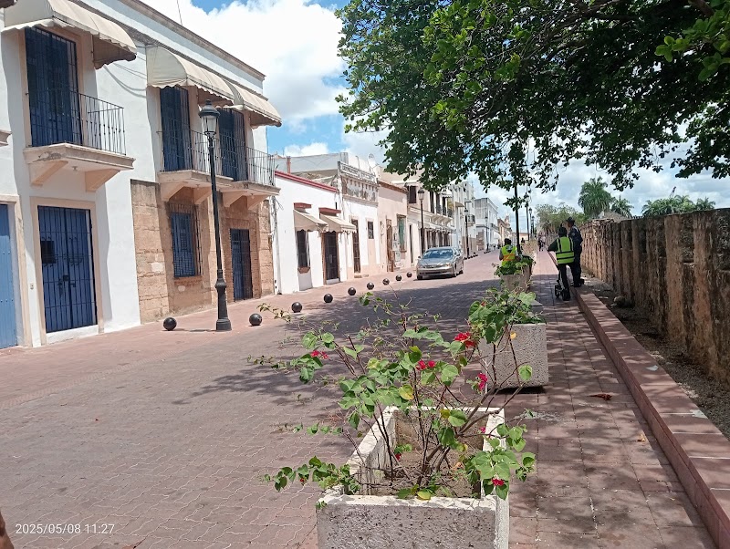 Calle Las Damas