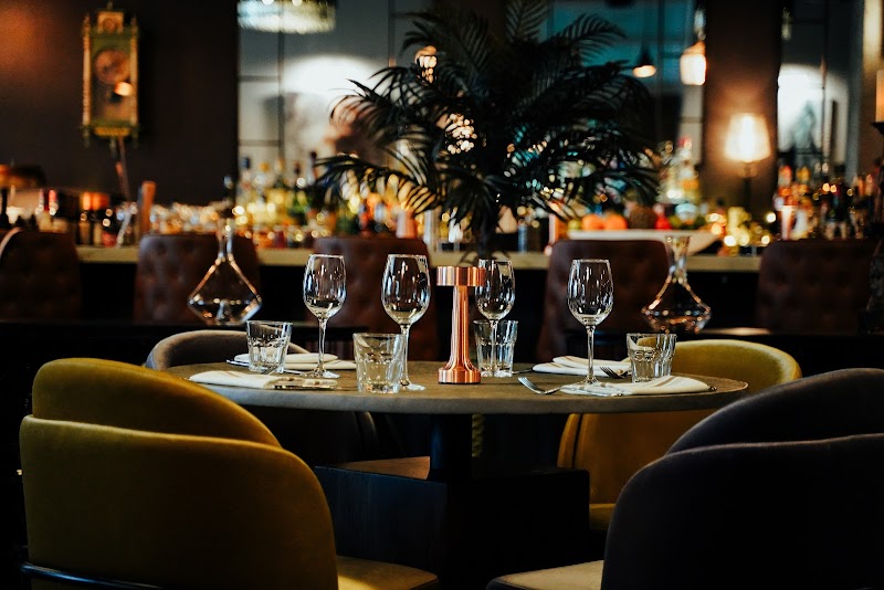 Camana Bay Dining