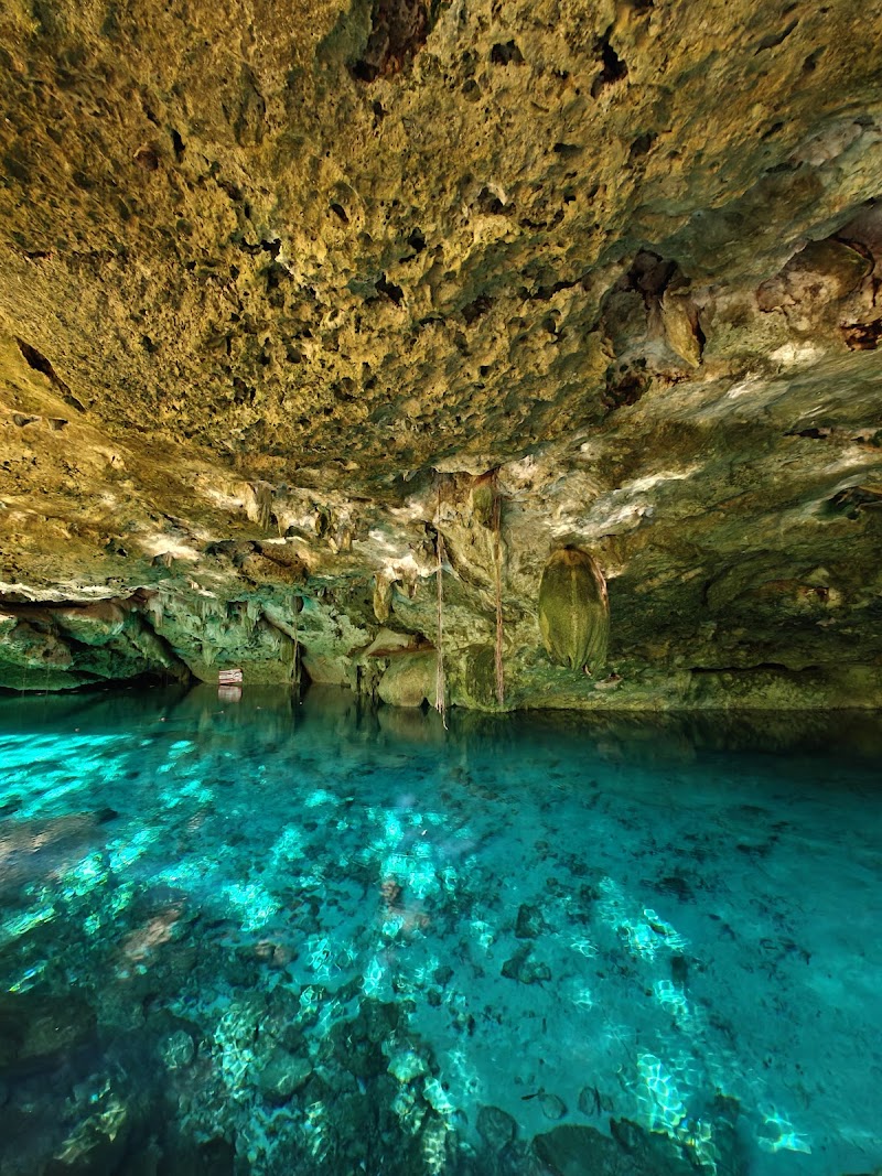 Cenote Dos Ojos
