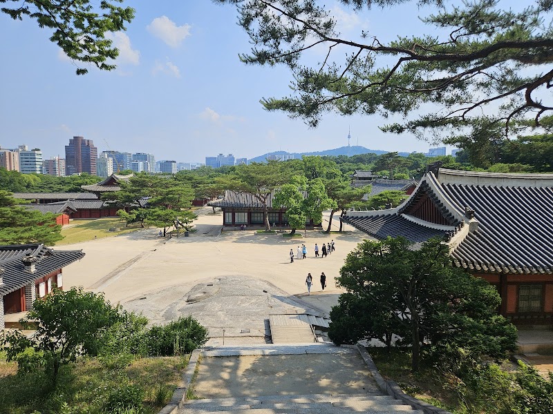 Changgyeonggung Palace