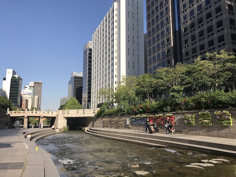 Cheonggyecheon Stream