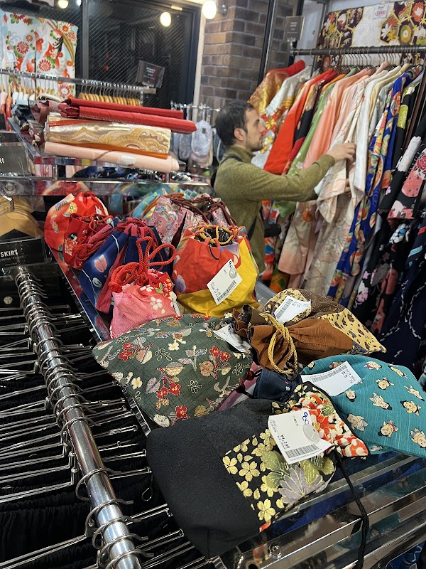 Chicago Vintage Harajuku