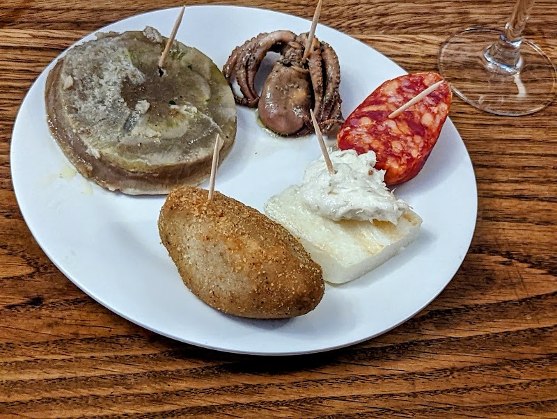 Cicchetti at Cantina Do Mori