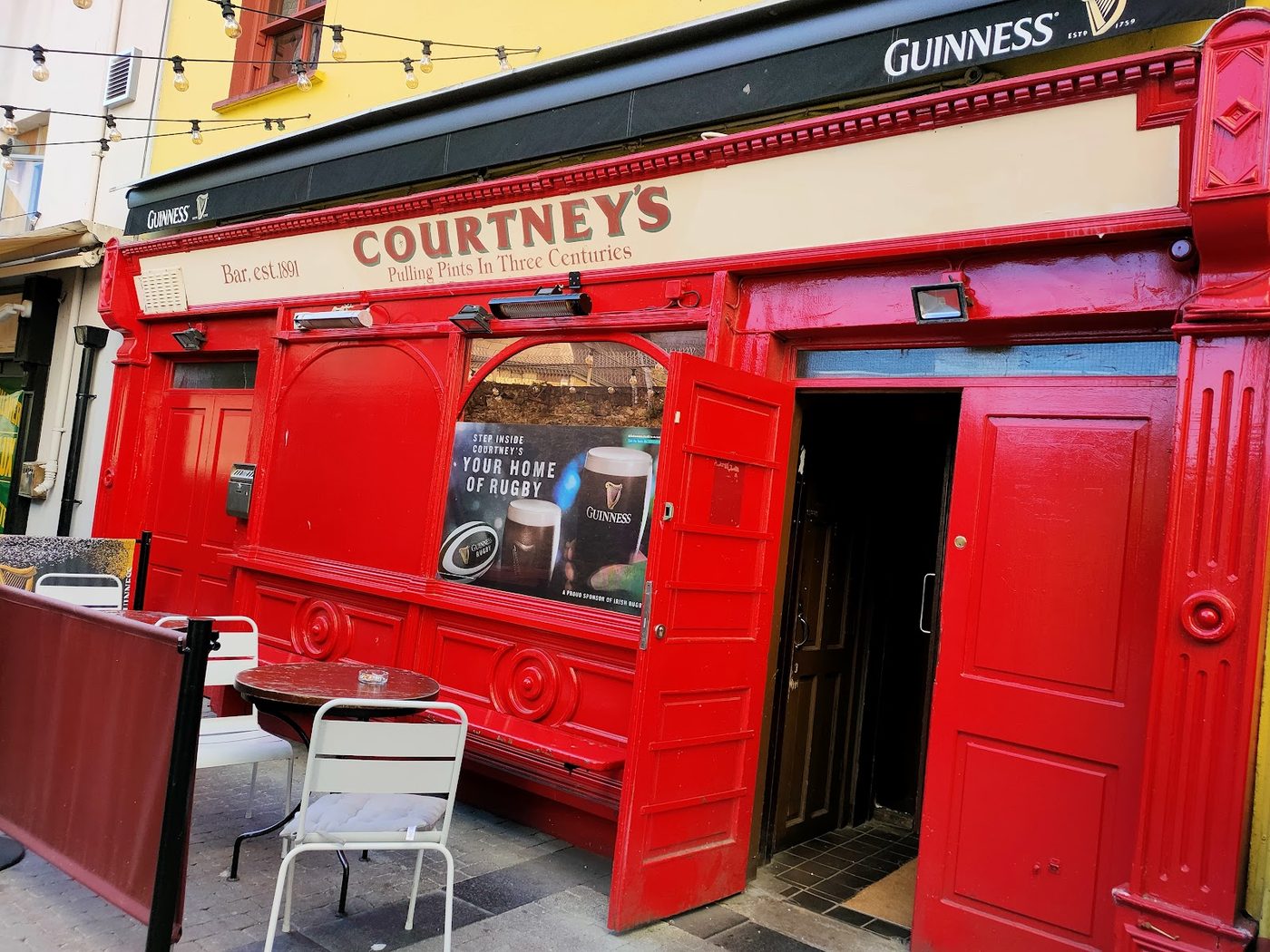 Courtney's Pub