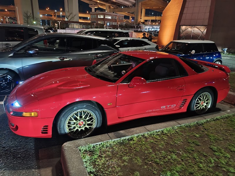 Daikoku Parking Area