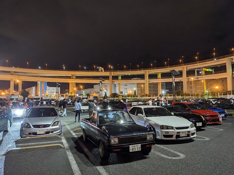 Daikoku Parking Area