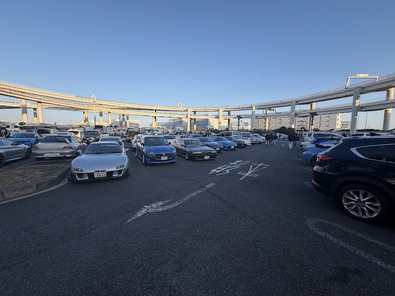 Daikoku Parking Area