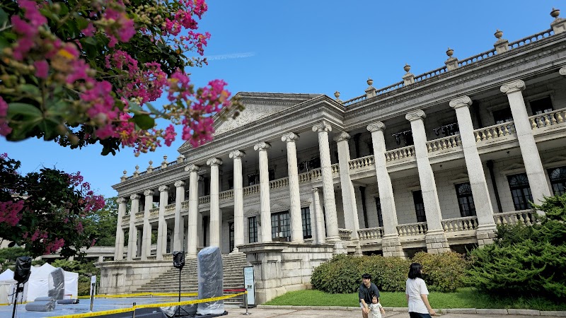 Deoksugung Palace