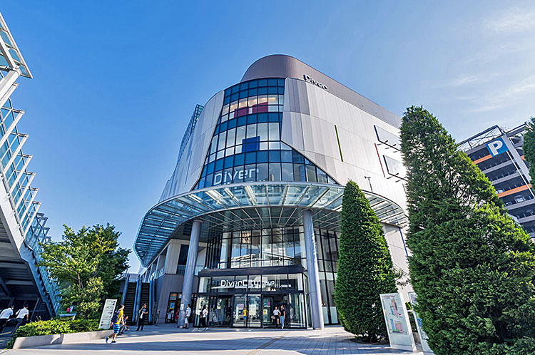 DiverCity Tokyo Plaza
