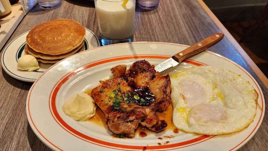 Eggs 'n Things Harajuku
