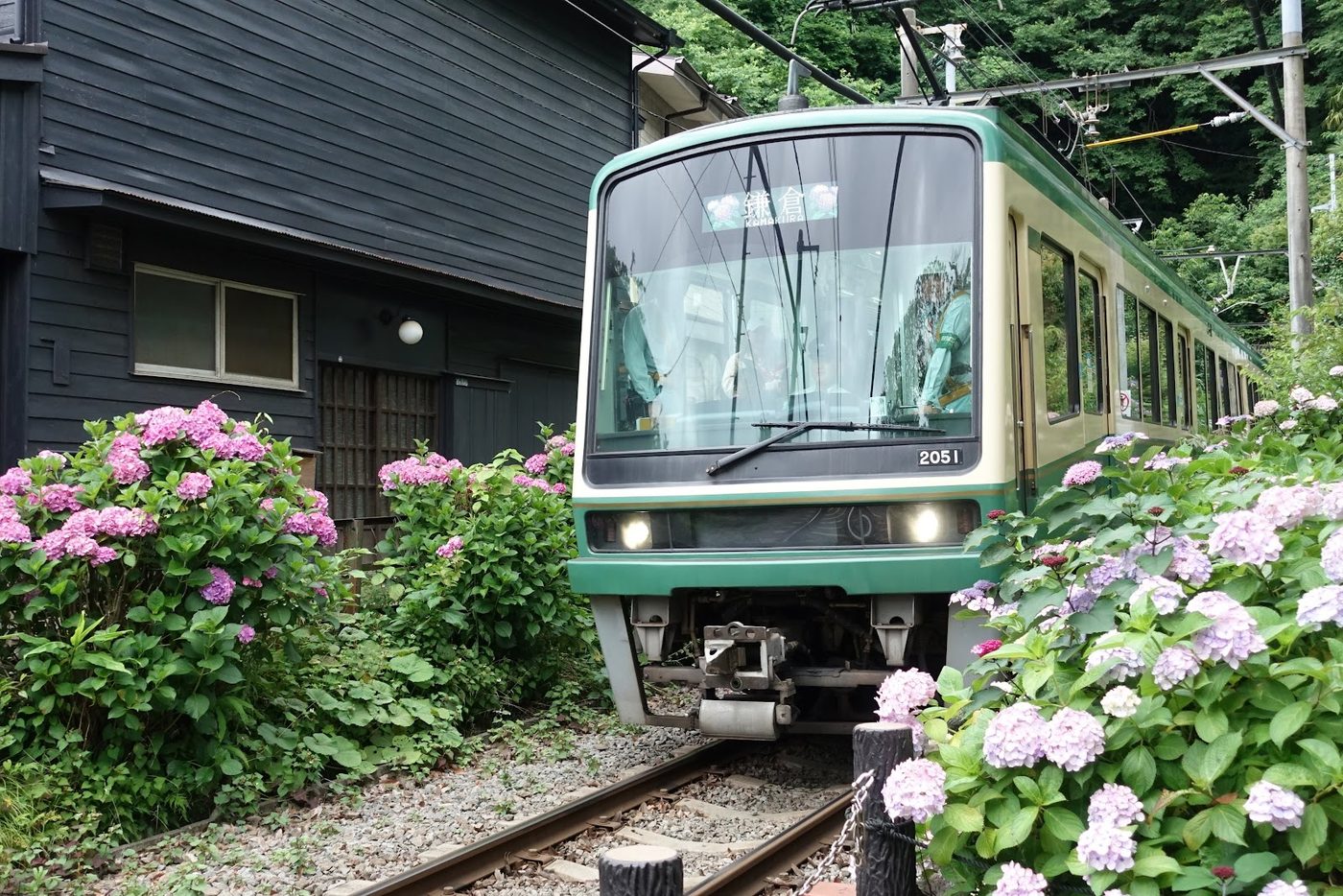 Enoden Coastal Train Kamakura