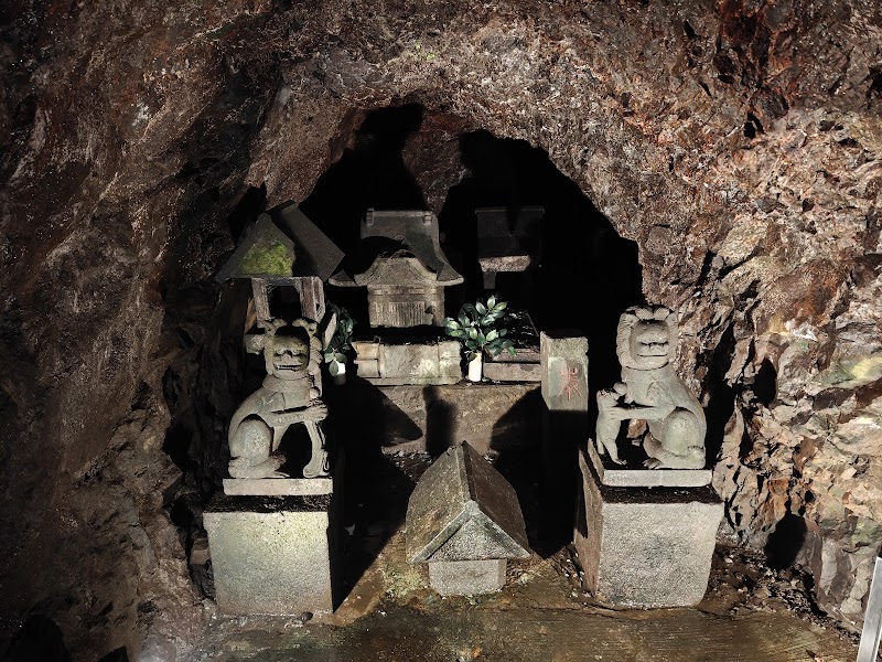 Enoshima Iwaya Caves