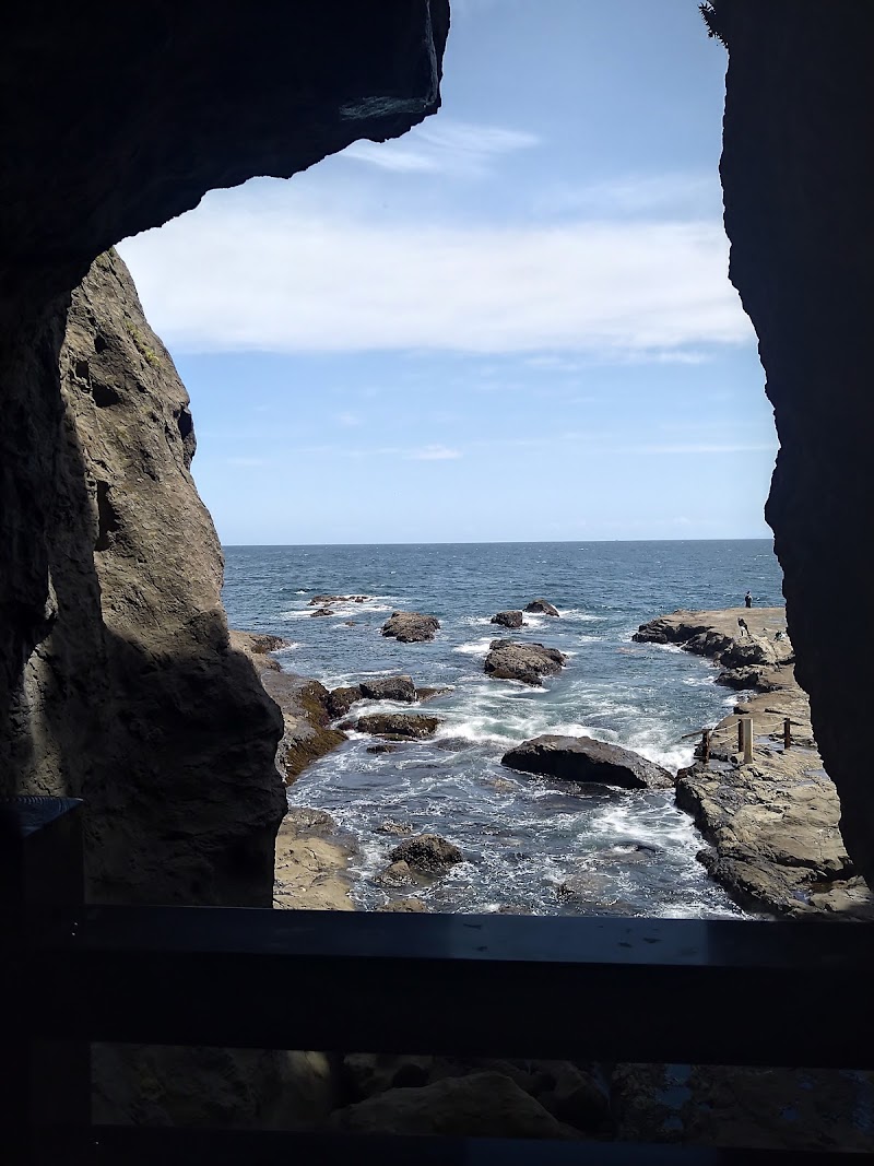Enoshima Iwaya Caves