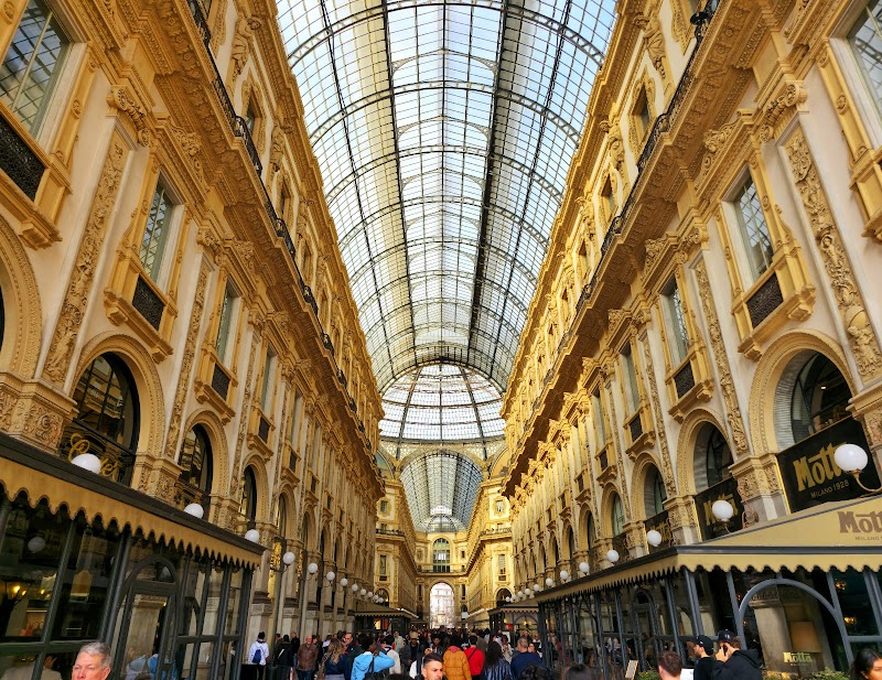 Galleria Vittorio Emanuele II Shopping