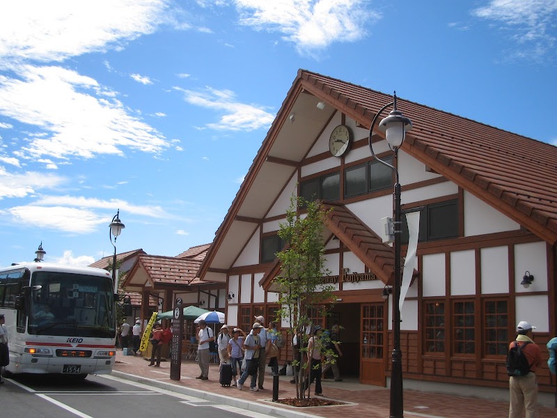 Gateway Fujiyama