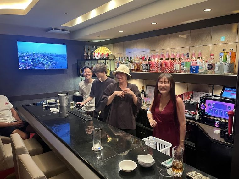 NearMe KARAOKE BAR