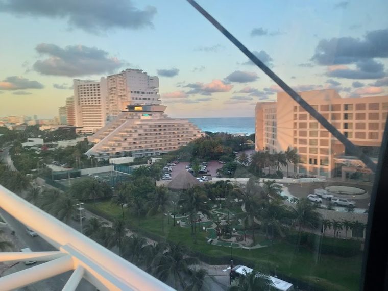 Ferris Wheel Cancun