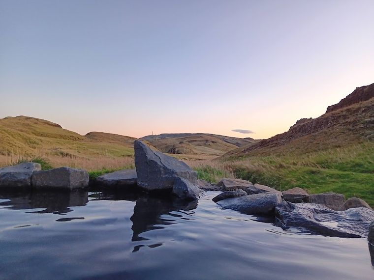 Hrunalaug Hot Spring