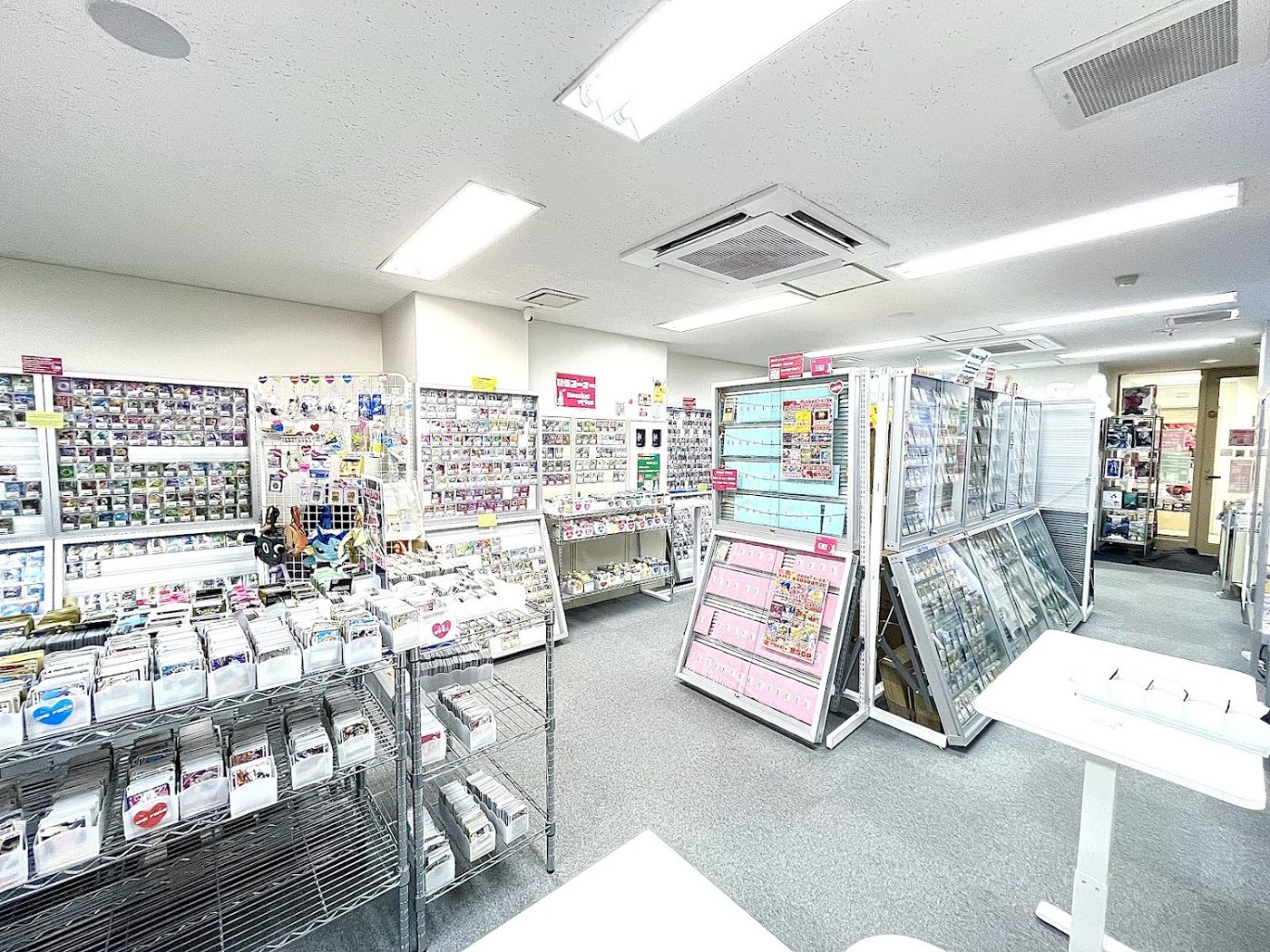 Shibuya TCG card shop ASOBULAND