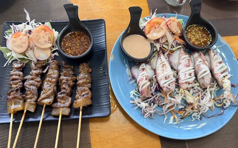 THAI ME UP PANG Restaurant and Bar