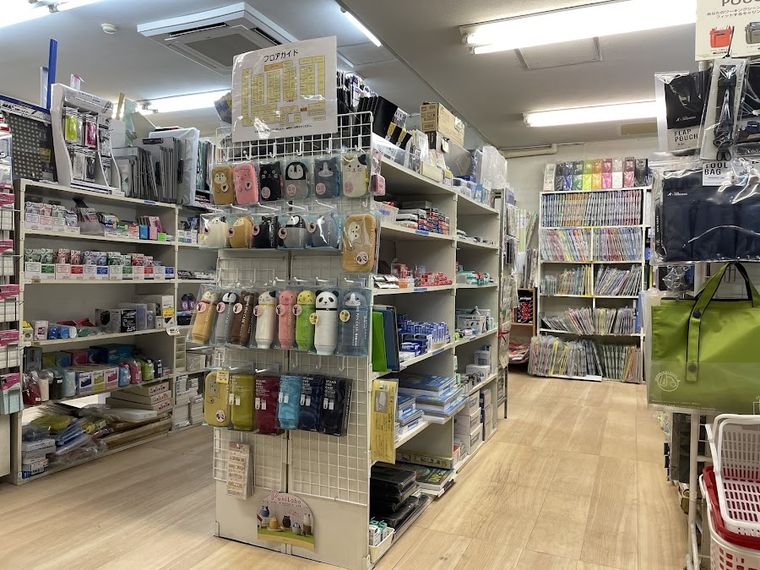 ㈱雄誠堂 新宿御苑店