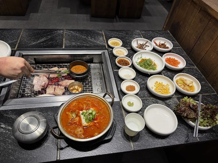 Shinjungsangan Jeju black pork specialty store