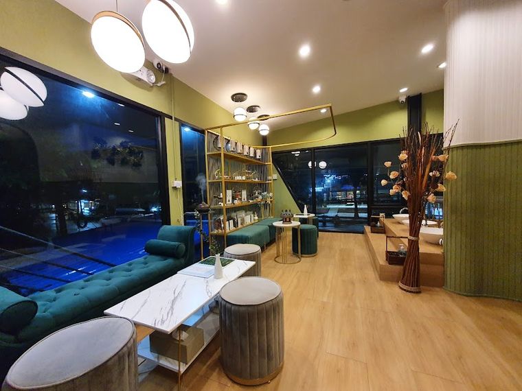 Royal Palm Spa