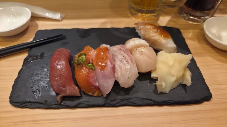 Shinjyuku Sushi Bar Nigirite