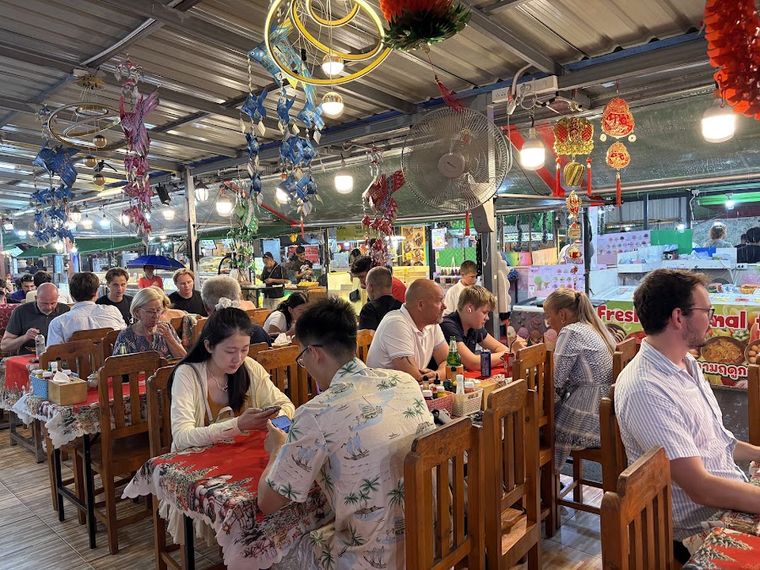 Lamai Night Market