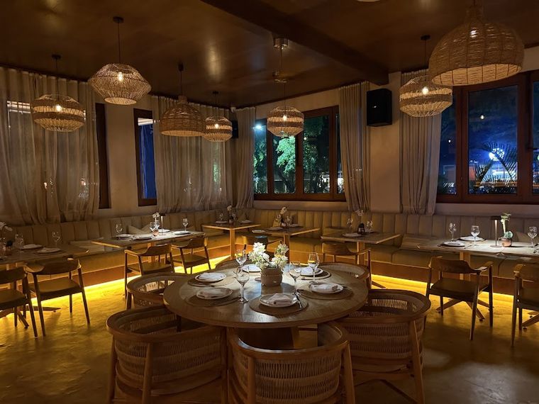 Cabanna Restaurant & Cocktail Club