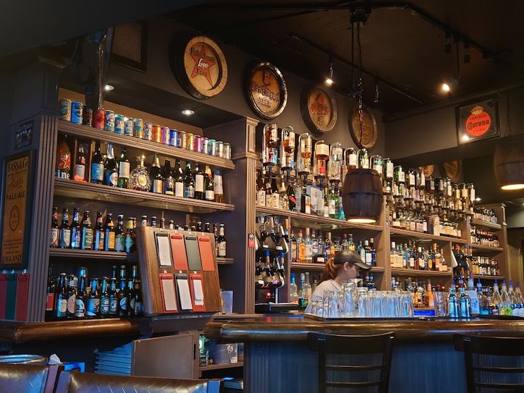 新宿クラフトビール&ダイニングPUBLIC HOUSE