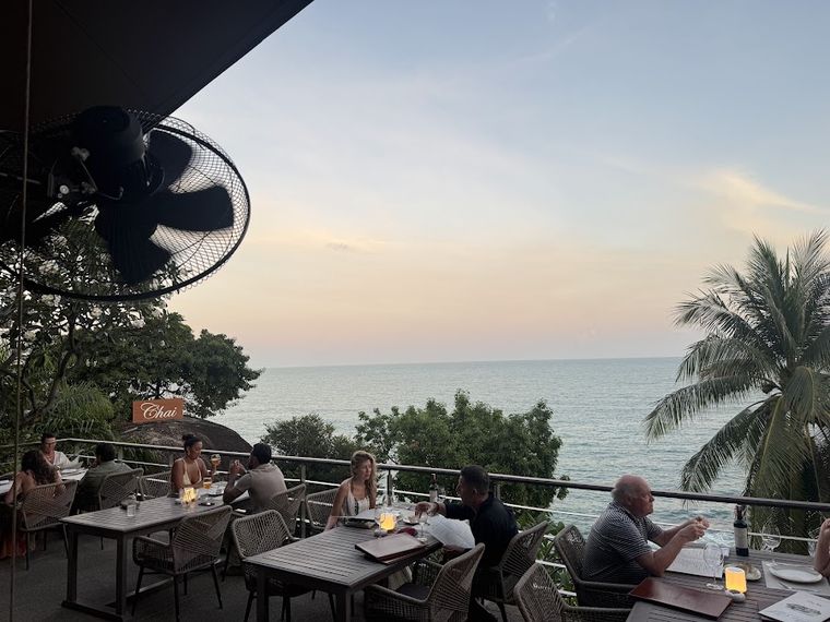 The Cliff Bar and Grill