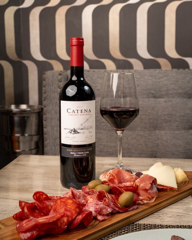 La Cava Kitchen and Bar