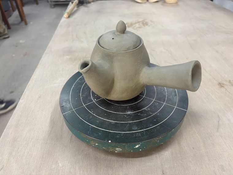Shirokane Ceramic Art School