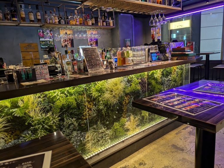 LITTS BAR