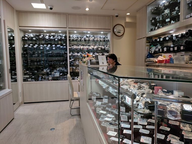 Lucky Camera Shop